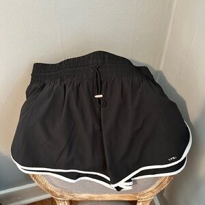 Abercrombie Flyaway Short